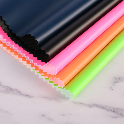 Белая PU кожа для одежды 54/55" ширина