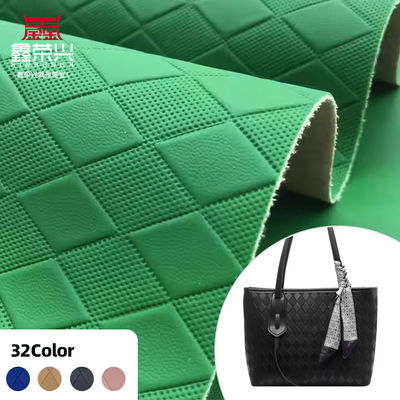 Алмазный квадратный зерновый рисунок ПВХ кожа 34 цвета доступны с 1000 ярдов MOQ и 100000 метров производственных мощностей